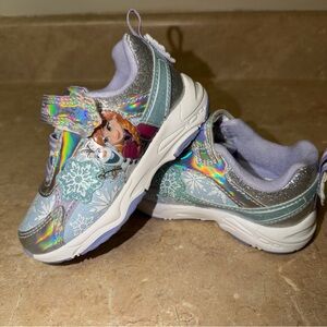 Disney Frozen Toddler Girl’s Size 7 Athletic Sneaker Blue Purple Silver New